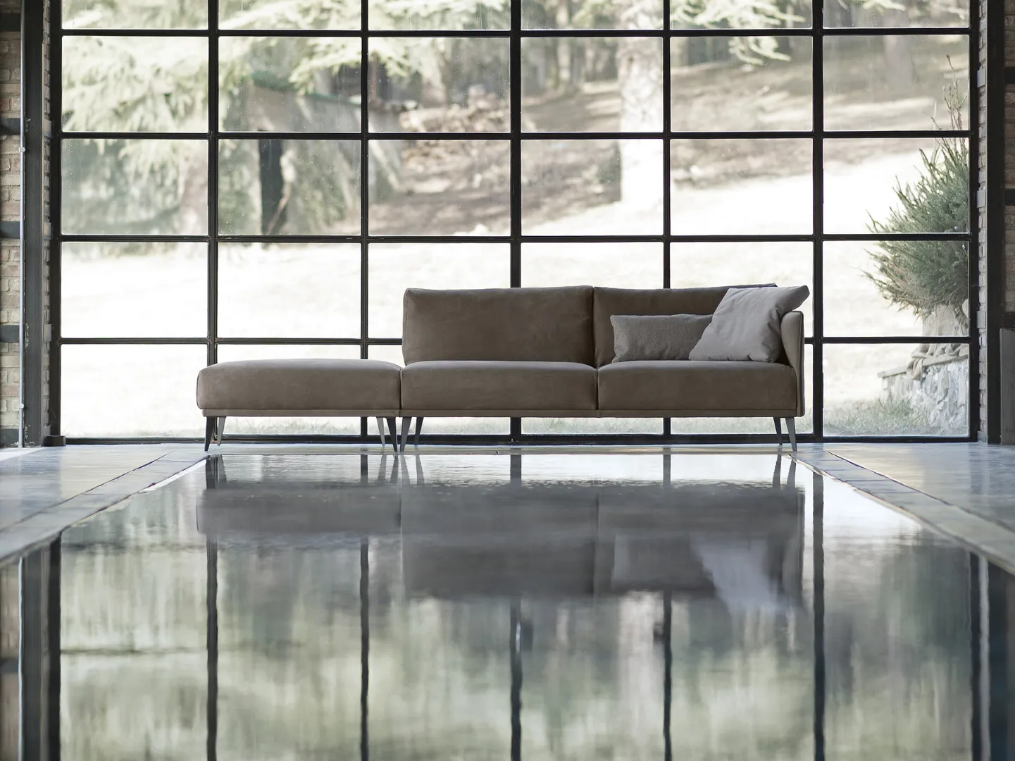 margot divano industrial design